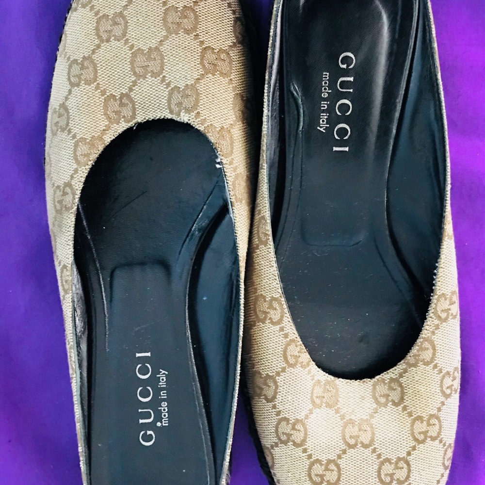 Authentic Gucci slip-one
